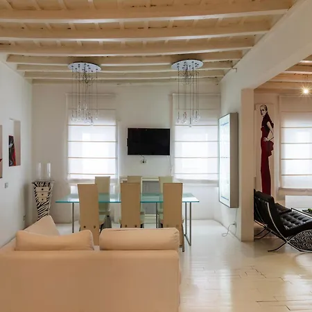 Cappellari 4 - Fromhometorome Daire Roma